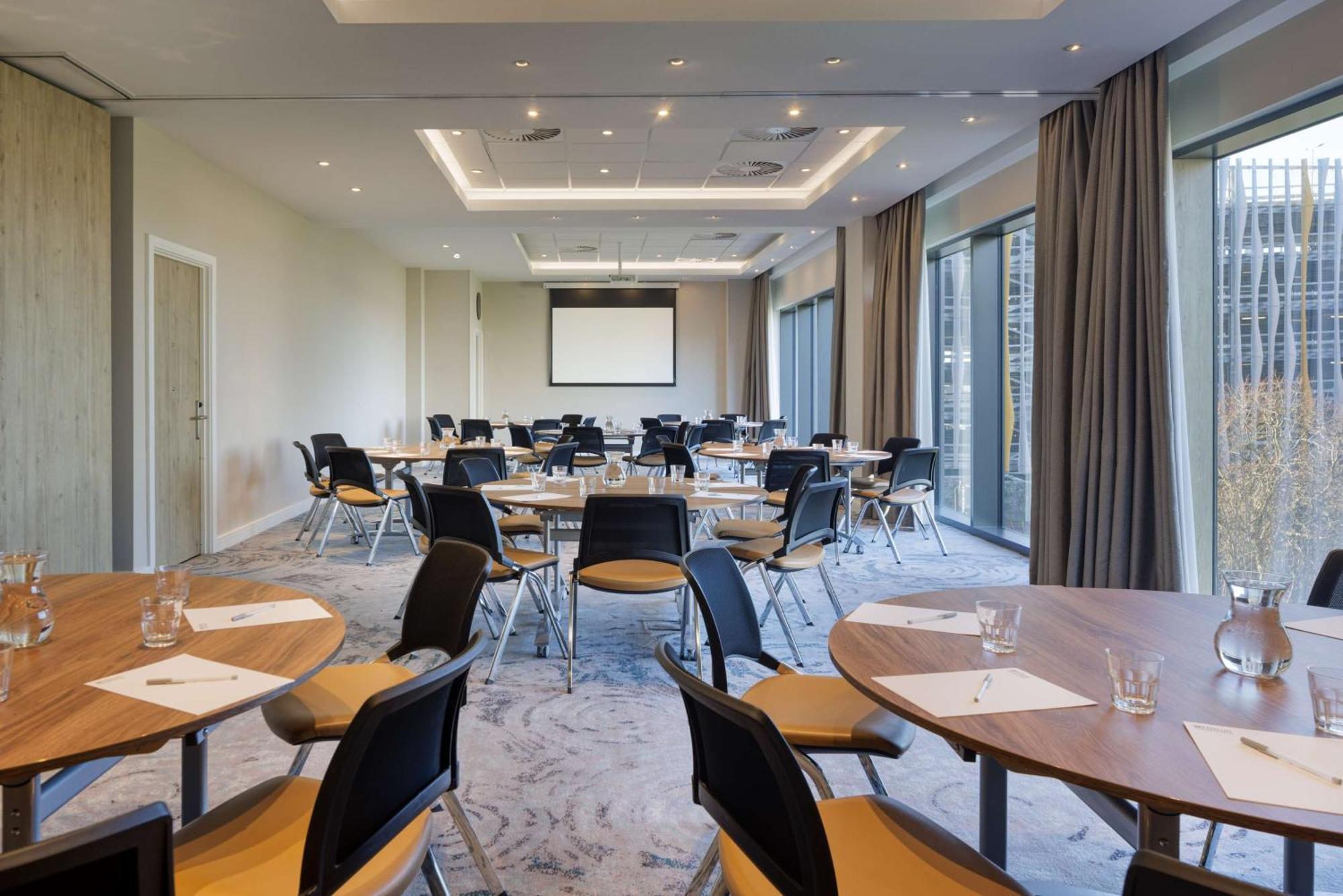 Hilton Garden Inn Stoke On Trent Bagian luar foto